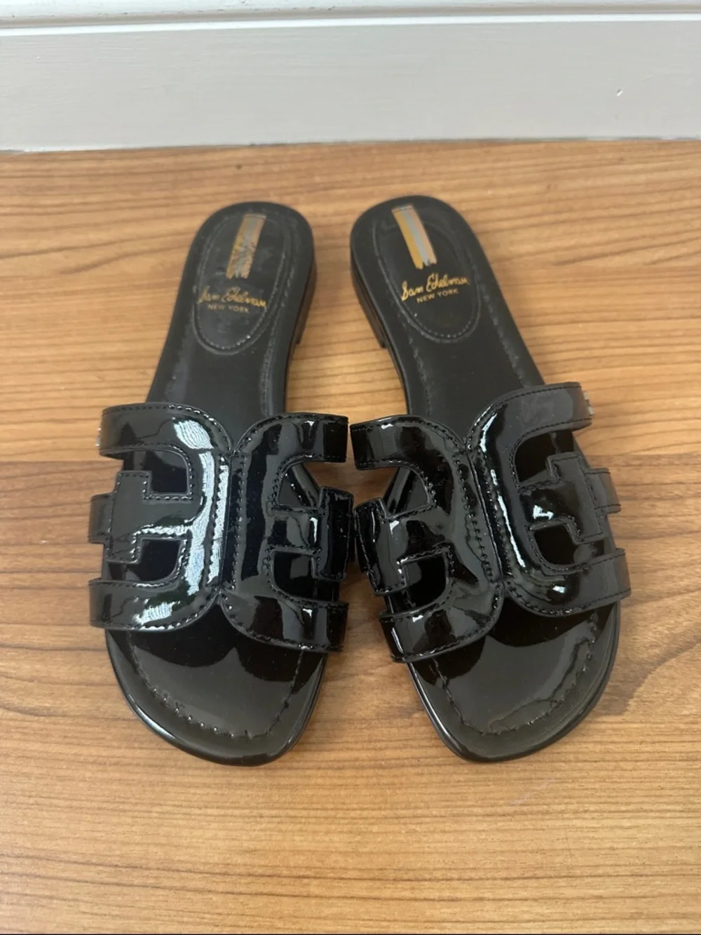 Sam Edelman Bay Cutout Slide Sanda 6.5 - Picture 1 of 7